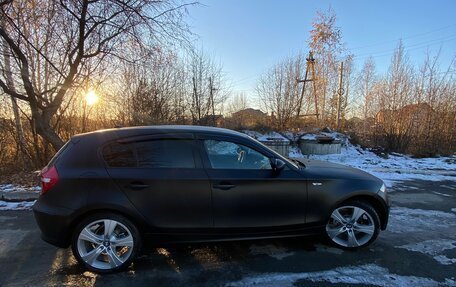 BMW 1 серия, 2010 год, 875 000 рублей, 6 фотография