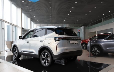 Chery Tiggo 4 I рестайлинг, 2024 год, 2 330 000 рублей, 11 фотография