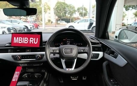 Audi A4, 2021 год, 2 640 000 рублей, 12 фотография