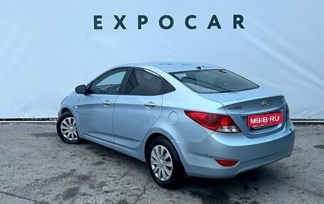 Hyundai Solaris II рестайлинг, 2013 год, 1 034 800 рублей, 3 фотография