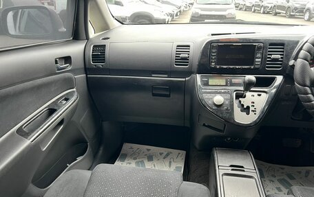 Toyota Wish II, 2007 год, 1 199 000 рублей, 11 фотография