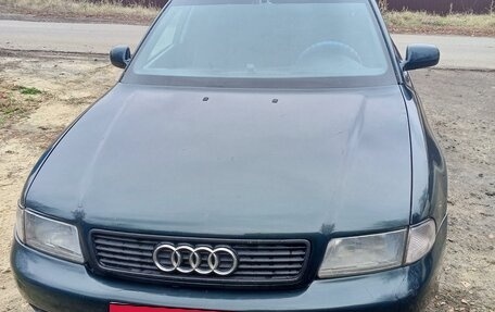 Audi A4, 1996 год, 245 000 рублей, 1 фотография