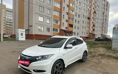 Honda Vezel, 2014 год, 1 470 000 рублей, 6 фотография