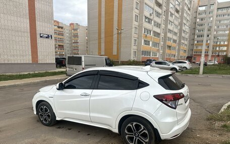 Honda Vezel, 2014 год, 1 470 000 рублей, 13 фотография