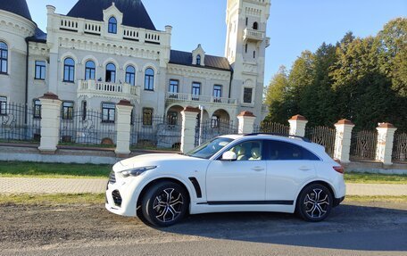 Infiniti FX II, 2011 год, 1 750 000 рублей, 3 фотография