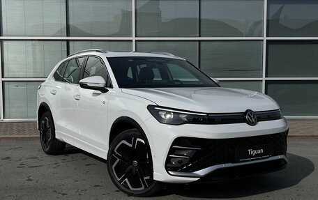 Volkswagen Tiguan, 2024 год, 5 950 000 рублей, 1 фотография