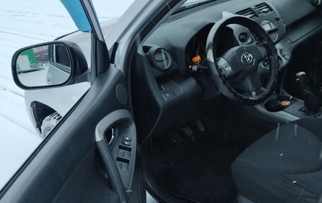 Toyota RAV4, 2007 год, 1 375 000 рублей, 2 фотография