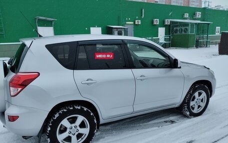 Toyota RAV4, 2007 год, 1 375 000 рублей, 9 фотография