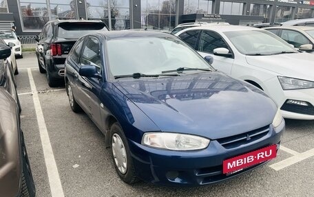 Mitsubishi Colt VI рестайлинг, 2001 год, 315 000 рублей, 2 фотография