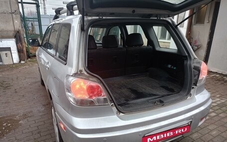 Mitsubishi Outlander III рестайлинг 3, 2002 год, 530 000 рублей, 2 фотография