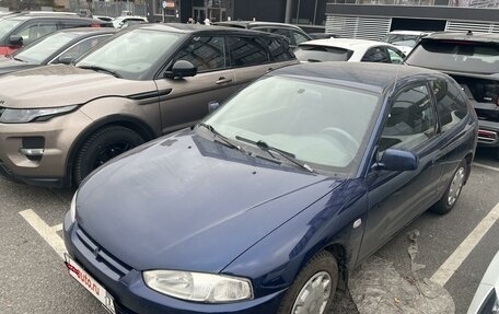 Mitsubishi Colt VI рестайлинг, 2001 год, 315 000 рублей, 4 фотография