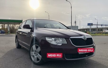 Skoda Superb III рестайлинг, 2011 год, 700 000 рублей, 21 фотография