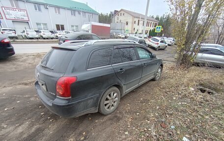 Toyota Avensis III рестайлинг, 2003 год, 790 000 рублей, 1 фотография