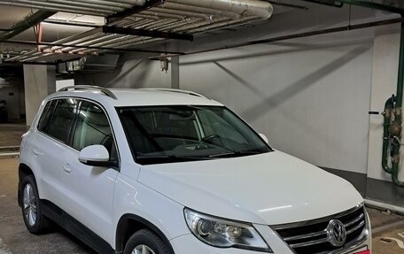 Volkswagen Tiguan I, 2010 год, 1 300 000 рублей, 6 фотография