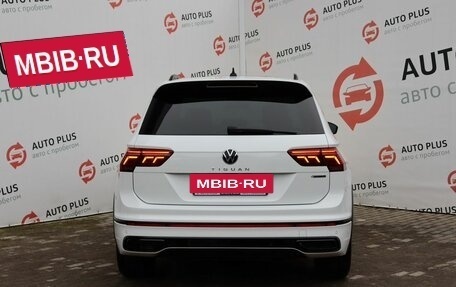 Volkswagen Tiguan II, 2021 год, 3 999 000 рублей, 8 фотография