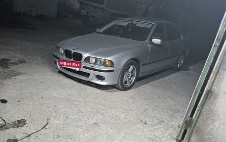 BMW 5 серия, 1998 год, 720 000 рублей, 7 фотография