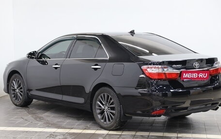 Toyota Camry, 2017 год, 2 590 000 рублей, 7 фотография