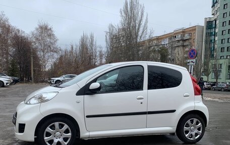 Peugeot 107 I рестайлинг, 2011 год, 549 000 рублей, 7 фотография