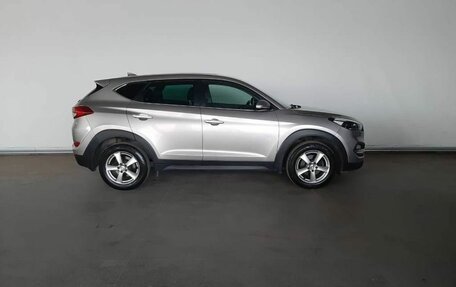 Hyundai Tucson III, 2017 год, 1 611 000 рублей, 8 фотография