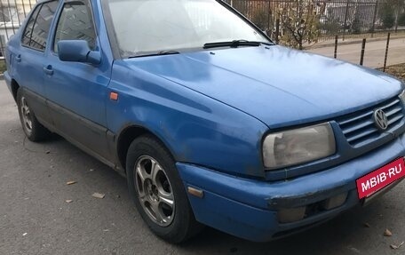 Volkswagen Vento, 1995 год, 150 000 рублей, 2 фотография