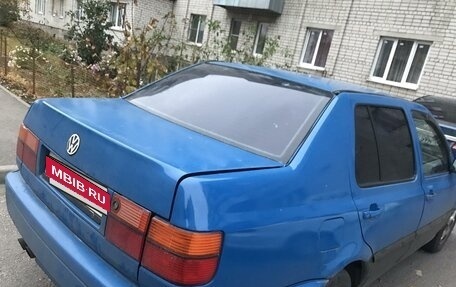 Volkswagen Vento, 1995 год, 150 000 рублей, 5 фотография