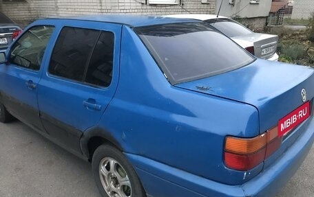 Volkswagen Vento, 1995 год, 150 000 рублей, 6 фотография