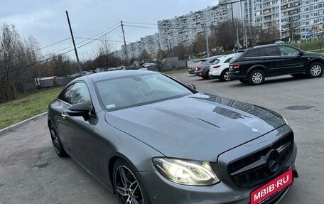 Mercedes-Benz E-Класс, 2019 год, 4 400 000 рублей, 5 фотография