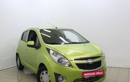 Chevrolet Spark III, 2013 год, 685 000 рублей, 3 фотография