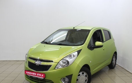 Chevrolet Spark III, 2013 год, 685 000 рублей, 2 фотография