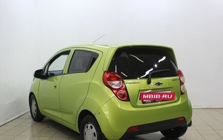 Chevrolet Spark III, 2013 год, 685 000 рублей, 5 фотография