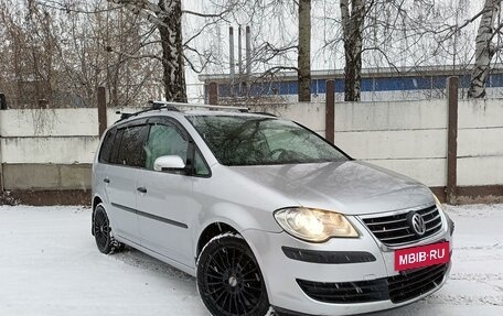 Volkswagen Touran III, 2008 год, 790 000 рублей, 7 фотография