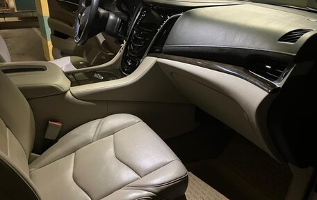 Cadillac Escalade IV, 2019 год, 6 950 000 рублей, 6 фотография