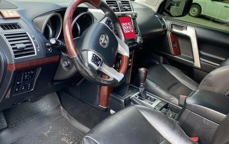 Toyota Land Cruiser Prado 150 рестайлинг 2, 2014 год, 3 200 000 рублей, 12 фотография