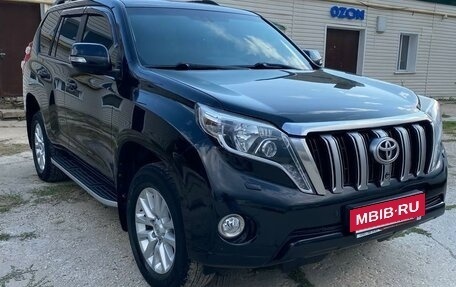 Toyota Land Cruiser Prado 150 рестайлинг 2, 2014 год, 3 200 000 рублей, 5 фотография