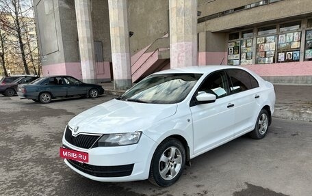 Skoda Rapid I, 2016 год, 800 000 рублей, 2 фотография