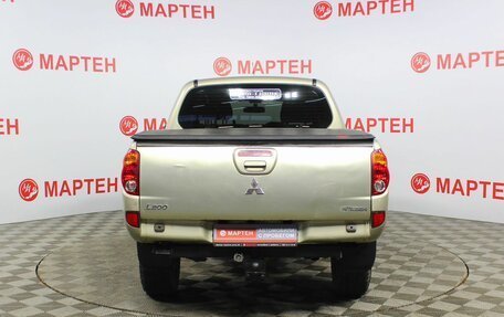 Mitsubishi L200 IV рестайлинг, 2011 год, 1 244 000 рублей, 6 фотография