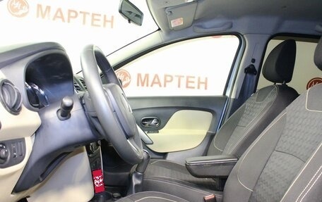 Renault Logan II, 2016 год, 950 000 рублей, 9 фотография