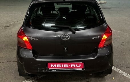 Toyota Yaris III рестайлинг, 2008 год, 525 000 рублей, 6 фотография