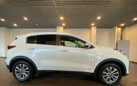 KIA Sportage IV рестайлинг, 2018 год, 2 800 000 рублей, 2 фотография