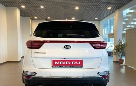 KIA Sportage IV рестайлинг, 2018 год, 2 800 000 рублей, 4 фотография