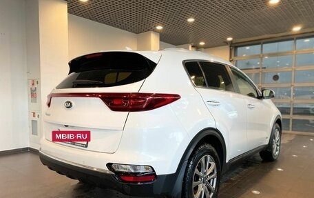 KIA Sportage IV рестайлинг, 2018 год, 2 800 000 рублей, 3 фотография