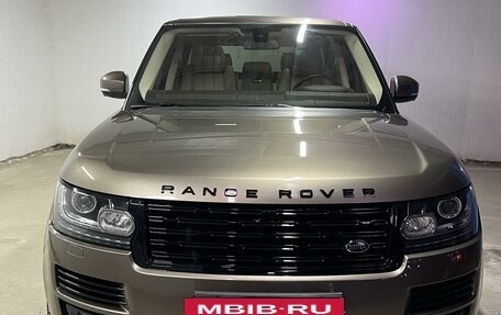 Land Rover Range Rover IV рестайлинг, 2014 год, 3 390 000 рублей, 2 фотография