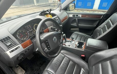 Volkswagen Touareg III, 2006 год, 1 390 000 рублей, 8 фотография