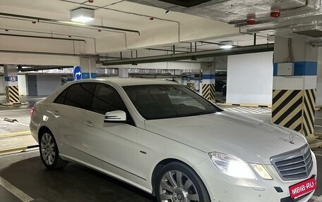 Mercedes-Benz E-Класс, 2010 год, 1 340 000 рублей, 11 фотография