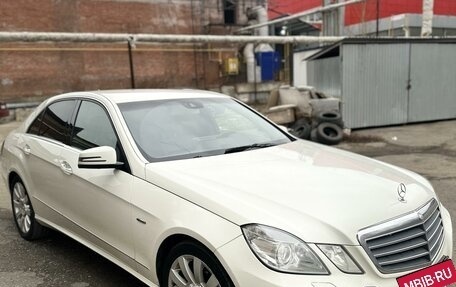 Mercedes-Benz E-Класс, 2010 год, 1 340 000 рублей, 20 фотография