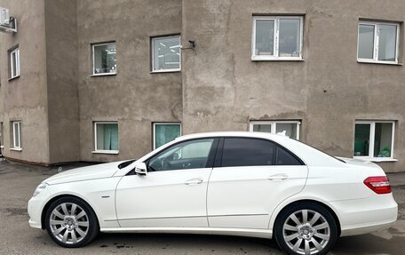 Mercedes-Benz E-Класс, 2010 год, 1 340 000 рублей, 25 фотография