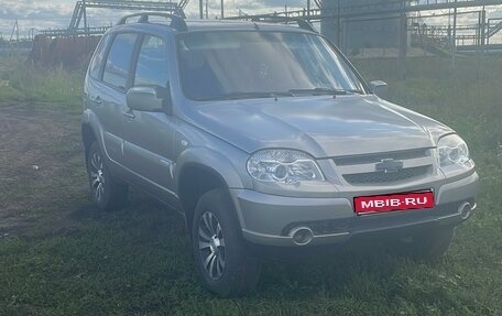 Chevrolet Niva I рестайлинг, 2011 год, 560 000 рублей, 1 фотография