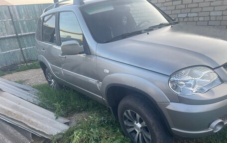 Chevrolet Niva I рестайлинг, 2011 год, 560 000 рублей, 5 фотография