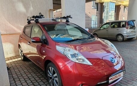 Nissan Leaf I, 2013 год, 950 000 рублей, 10 фотография