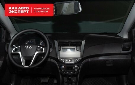 Hyundai Solaris II рестайлинг, 2016 год, 1 370 000 рублей, 7 фотография